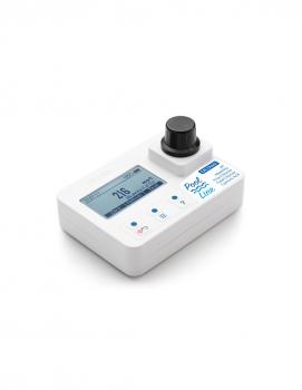 hi971044 przenosny fotometr pool line do pomiaru ph zasadowosci wolnego i calkowitego chloru oraz kwasu cyjanurowego2